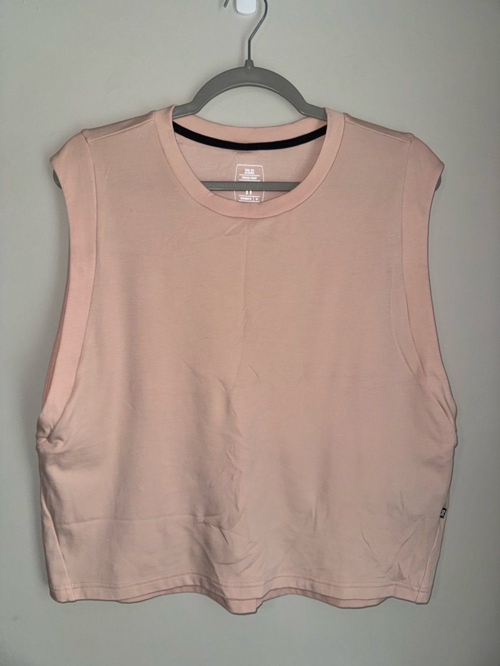 On Running Focus Sleeveless Crop Top